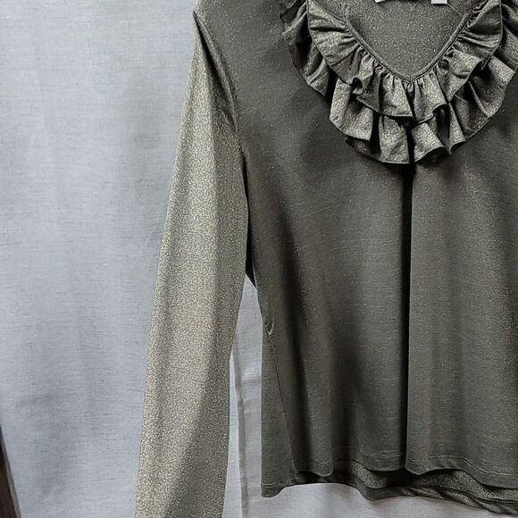 Beautiful Silver Isaac Mizrahi Blouse! - Picture 3 of 6
